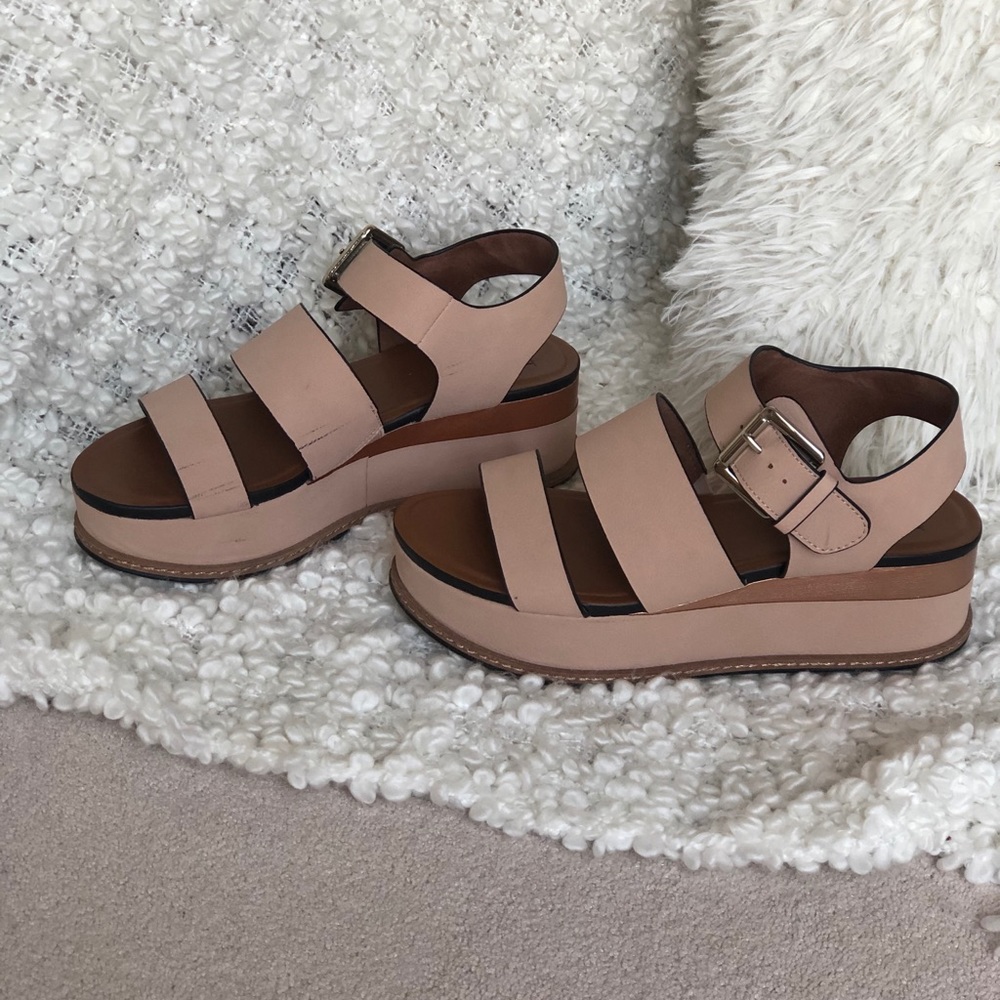 Naturalizer Platform Sandals